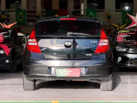 HYUNDAI-I30-2.0 MPFI GLS 16V GASOLINA 4P AUTOMÁTICO HYUNDAI-I30-2011