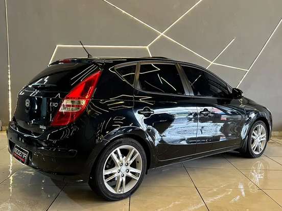 HYUNDAI-I30-2.0 MPFI GLS 16V GASOLINA 4P AUTOMÁTICO HYUNDAI-I30-2010