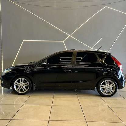 HYUNDAI-I30-2010