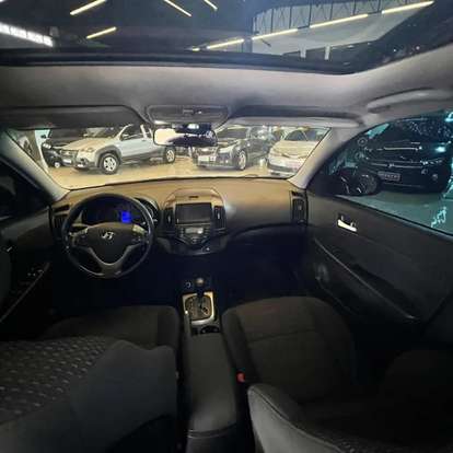 HYUNDAI-I30-2010