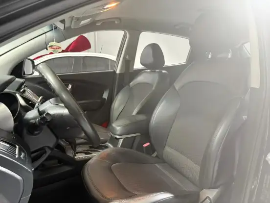 HYUNDAI-IX35-2.0 MPI 4X2 16V FLEX 4P AUTOMÁTICO HYUNDAI-IX35-2012