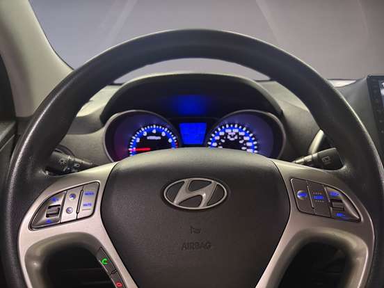 HYUNDAI-IX35-2015