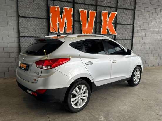 HYUNDAI-IX35-2015