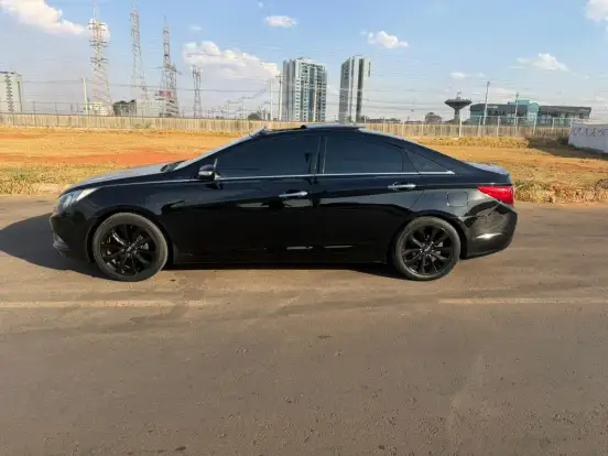 HYUNDAI-SONATA-2010