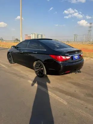 HYUNDAI-SONATA-2010