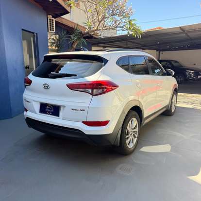 HYUNDAI-TUCSON-2019