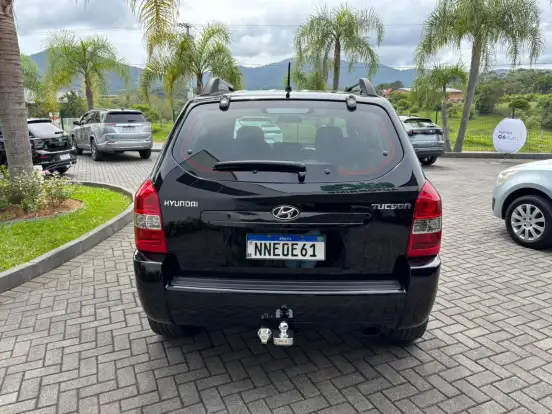 HYUNDAI-TUCSON-2.0 MPFI GL 16V 142CV 2WD GASOLINA 4P MANUAL HYUNDAI-TUCSON-2010