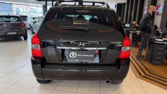 HYUNDAI-TUCSON-2.0 MPFI GLS 16V 143CV 2WD FLEX 4P AUTOMÁTICO HYUNDAI-TUCSON-2015