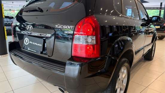 HYUNDAI-TUCSON-2015