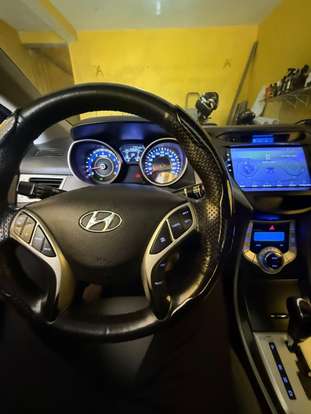 HYUNDAI-ELANTRA-2011