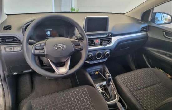 HYUNDAI-HB20-2025