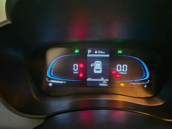 HYUNDAI-HB20-2024