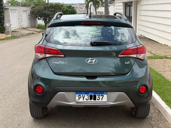 HYUNDAI-HB20-2016