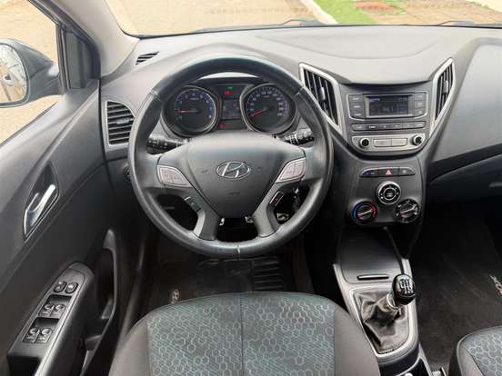 HYUNDAI-HB20-1.6 COMFORT PLUS 16V FLEX 4P MANUAL HYUNDAI-HB20-2016