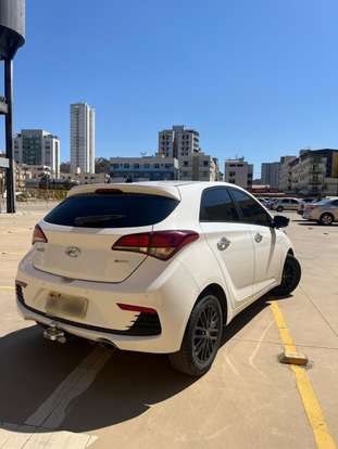 HYUNDAI-HB20-2018