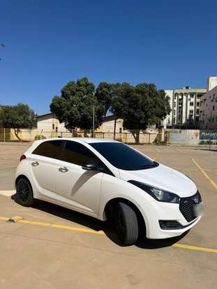 HYUNDAI-HB20-1.6 R SPEC 16V FLEX 4P AUTOMÁTICO HYUNDAI-HB20-2018