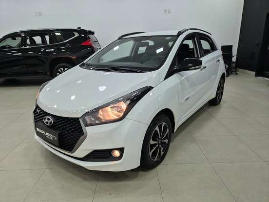 HYUNDAI-HB20-1.6 R SPEC 16V FLEX 4P MANUAL HYUNDAI-HB20-2017