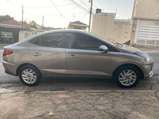 HYUNDAI-HB20S-2022