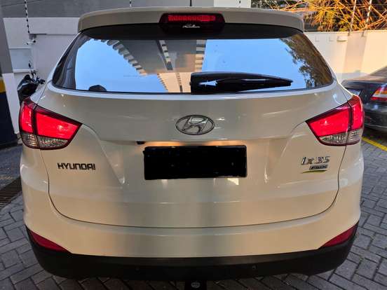 HYUNDAI-IX35-2.0 MPFI GLS 4X2 16V GASOLINA 4P AUTOMÁTICO HYUNDAI-IX35-2011