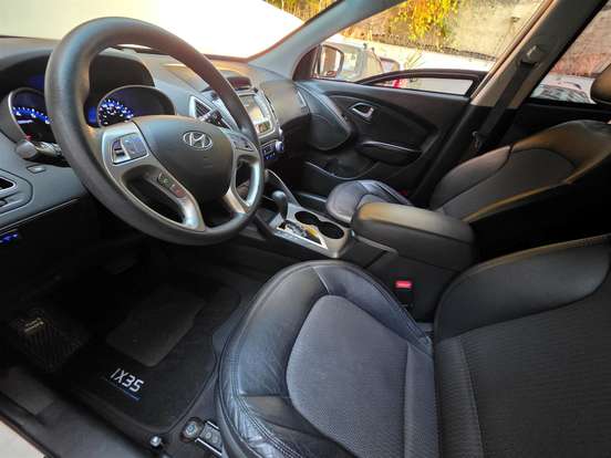 HYUNDAI-IX35-2011
