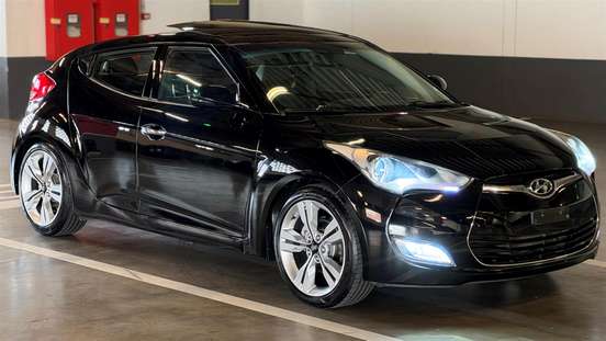 HYUNDAI-VELOSTER-2012