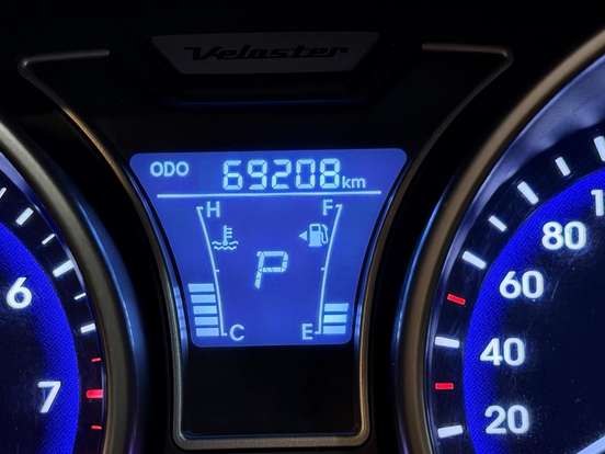 HYUNDAI-VELOSTER-1.6 16V GASOLINA 3P AUTOMÁTICO HYUNDAI-VELOSTER-2012