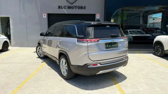 JEEP-COMMANDER-2024
