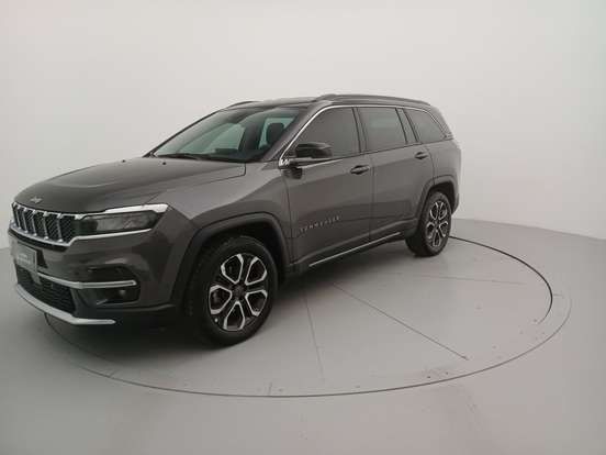 JEEP-COMMANDER-2024