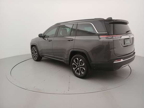 JEEP-COMMANDER-2024