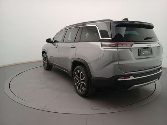 JEEP-COMMANDER-2024