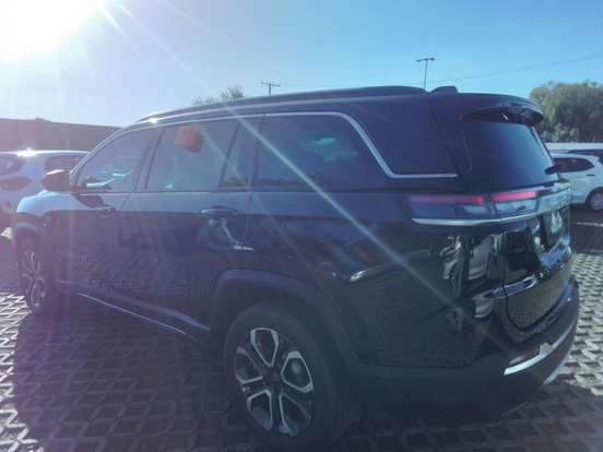 JEEP-COMMANDER-1.3 T270 TURBO FLEX LIMITED AT6 JEEP-COMMANDER-2025