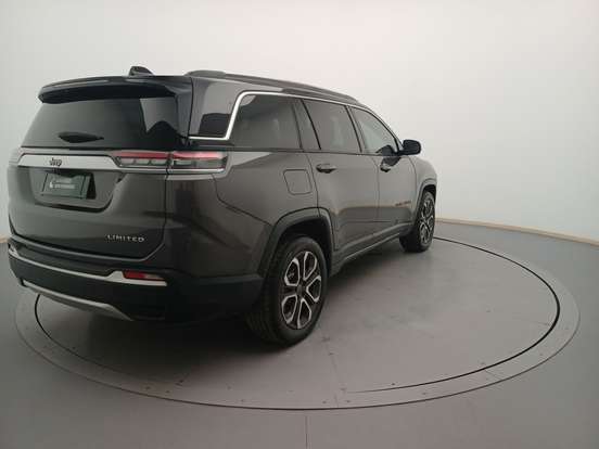 JEEP-COMMANDER-2023