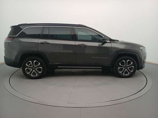 JEEP-COMMANDER-2023