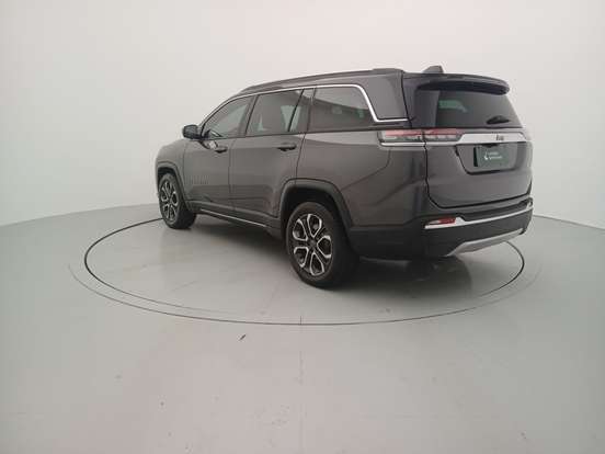 JEEP-COMMANDER-2023