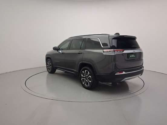 JEEP-COMMANDER-2023