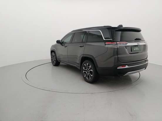 JEEP-COMMANDER-2023