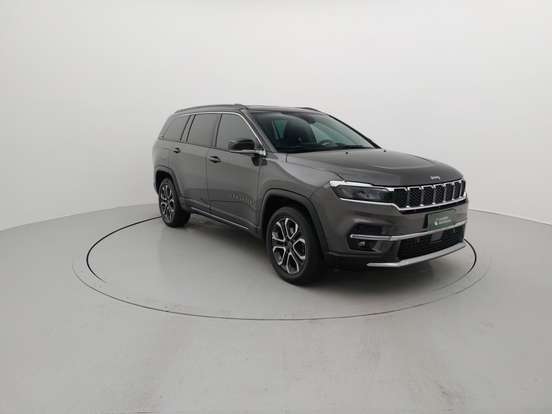 JEEP-COMMANDER-2023
