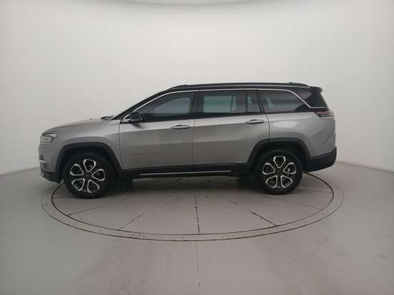 JEEP-COMMANDER-2023