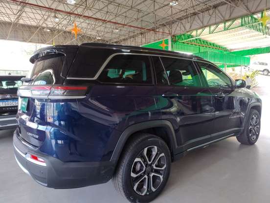 JEEP-COMMANDER-2024