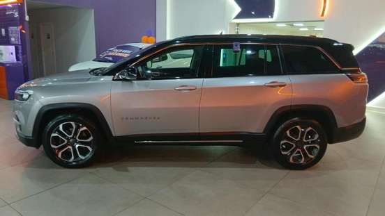 JEEP-COMMANDER-2025