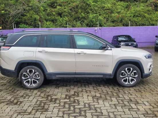 JEEP-COMMANDER-1.3 T270 TURBO FLEX LIMITED AT6 JEEP-COMMANDER-2025