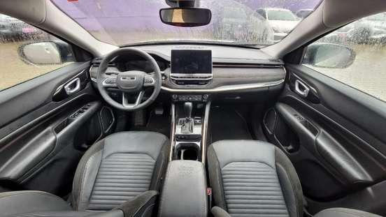 JEEP-COMMANDER-1.3 T270 TURBO FLEX LIMITED AT6 JEEP-COMMANDER-2025