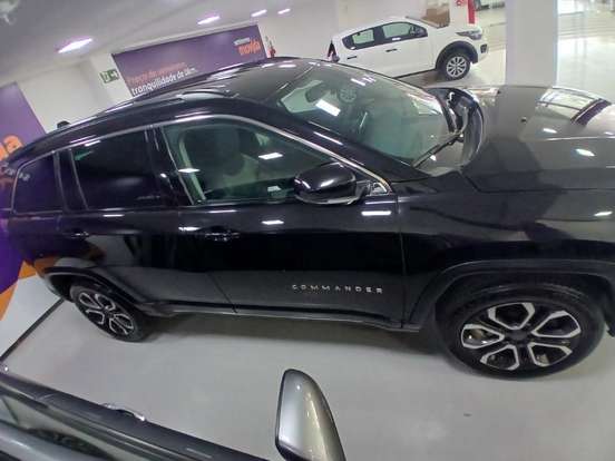 JEEP-COMMANDER-2023