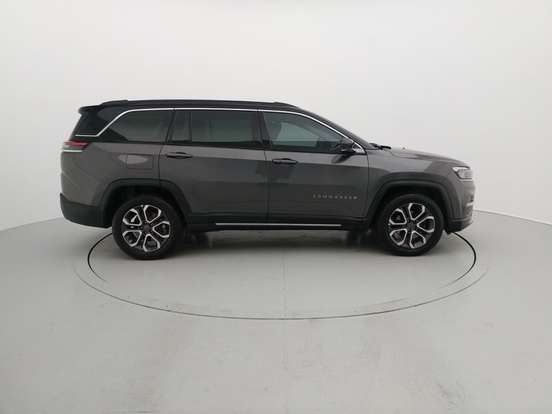 JEEP-COMMANDER-2023