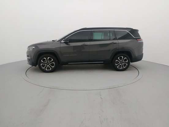 JEEP-COMMANDER-2024