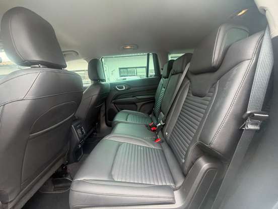 JEEP-COMMANDER-1.3 T270 TURBO FLEX LONGITUDE AT6 JEEP-COMMANDER-2025