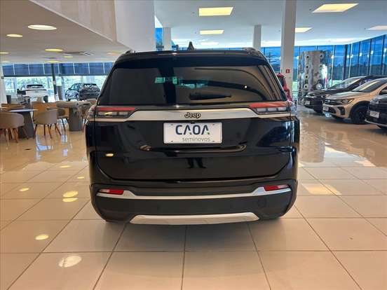 JEEP-COMMANDER-2024