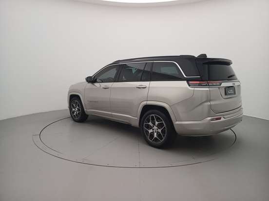 JEEP-COMMANDER-2023