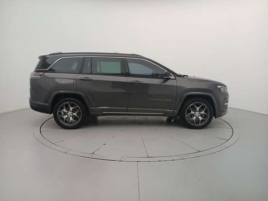 JEEP-COMMANDER-2023
