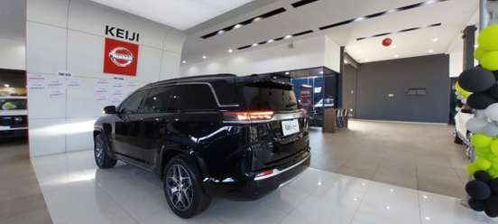 JEEP-COMMANDER-2024